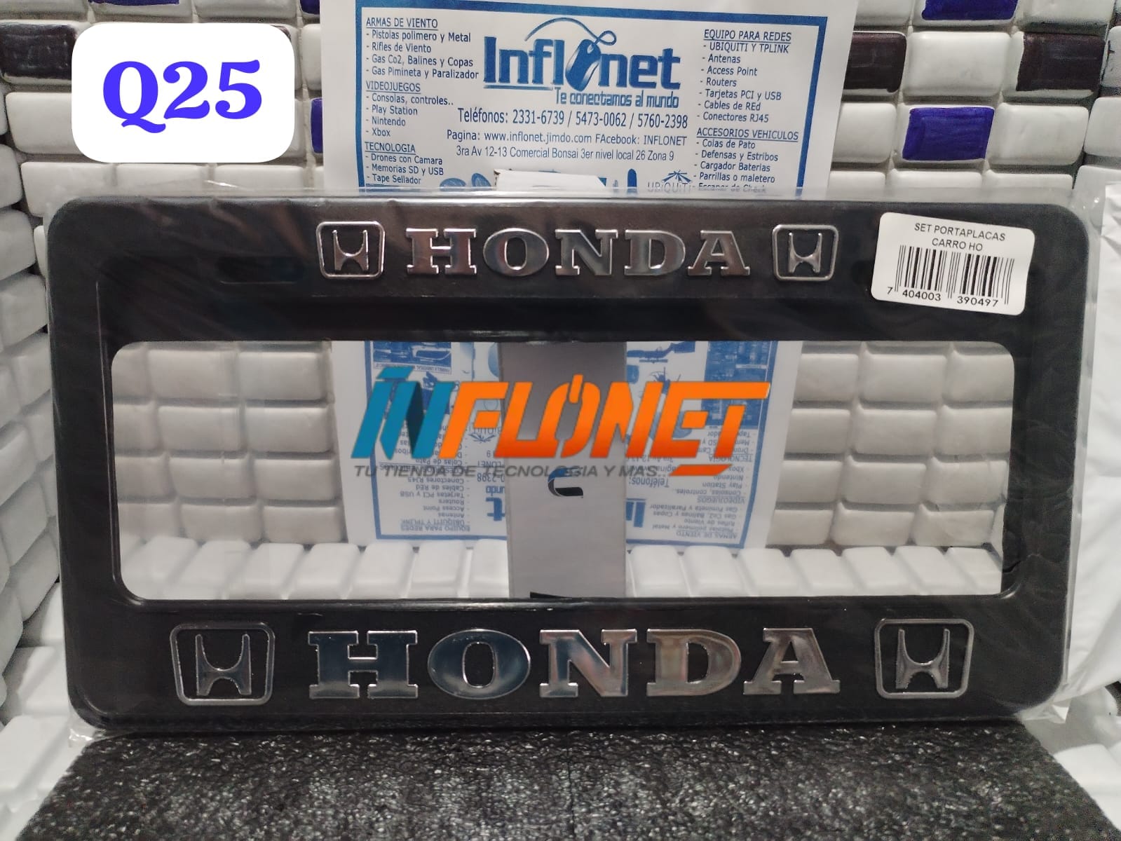 Par de portaplacas para carros honda color negro con logotipos plateados Inflonet Guatemala